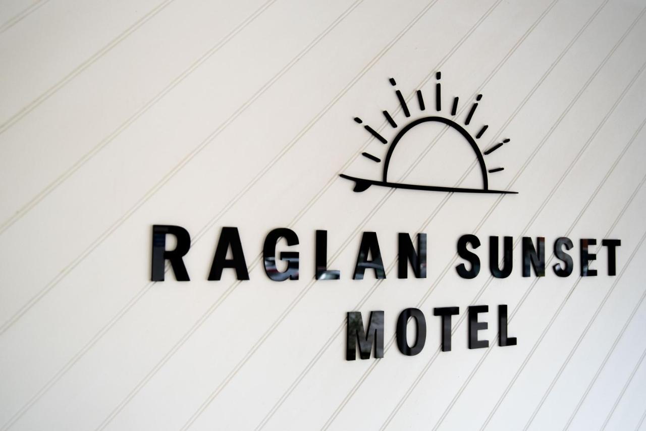 Raglan Sunset Motel And Conference Venue Eksteriør billede